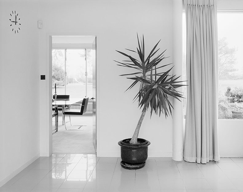 A photograph of a modern interior by John Riddy